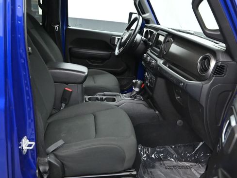Used 2019 Jeep Wrangler Unlimited Sport S AWD/4WD image 11