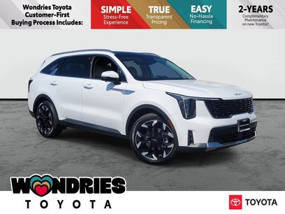 Used 2025 Kia Sorento SX