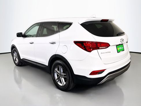Used 2017 Hyundai Santa Fe Sport image 7