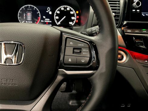 Used 2025 Honda Odyssey Sport-L image 25