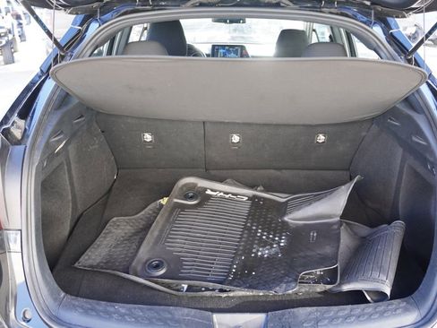 Used 2018 Toyota C-HR XLE image 19