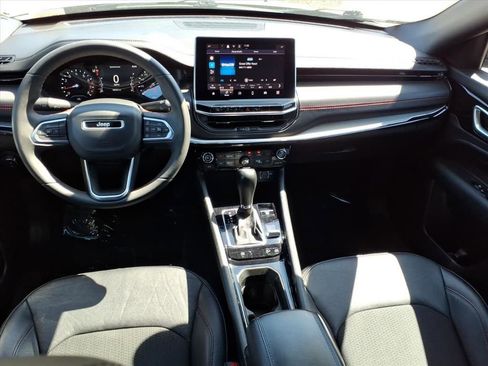 Used 2024 Jeep Compass Trailhawk image 23