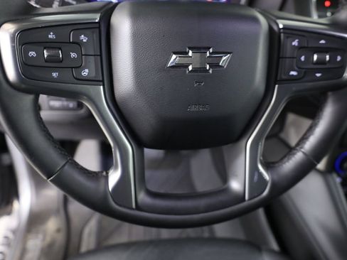 Used 2023 Chevrolet Tahoe Z71 w/ Z71 Off-Road Package AWD/4WD image 32