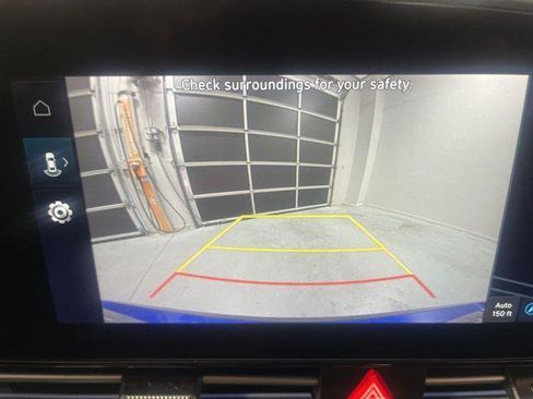 New 2025 Hyundai Elantra Limited FWD image 14