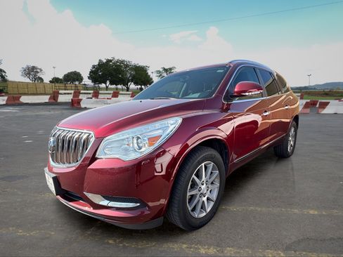 Used 2017 Buick Enclave Leather FWD image 5