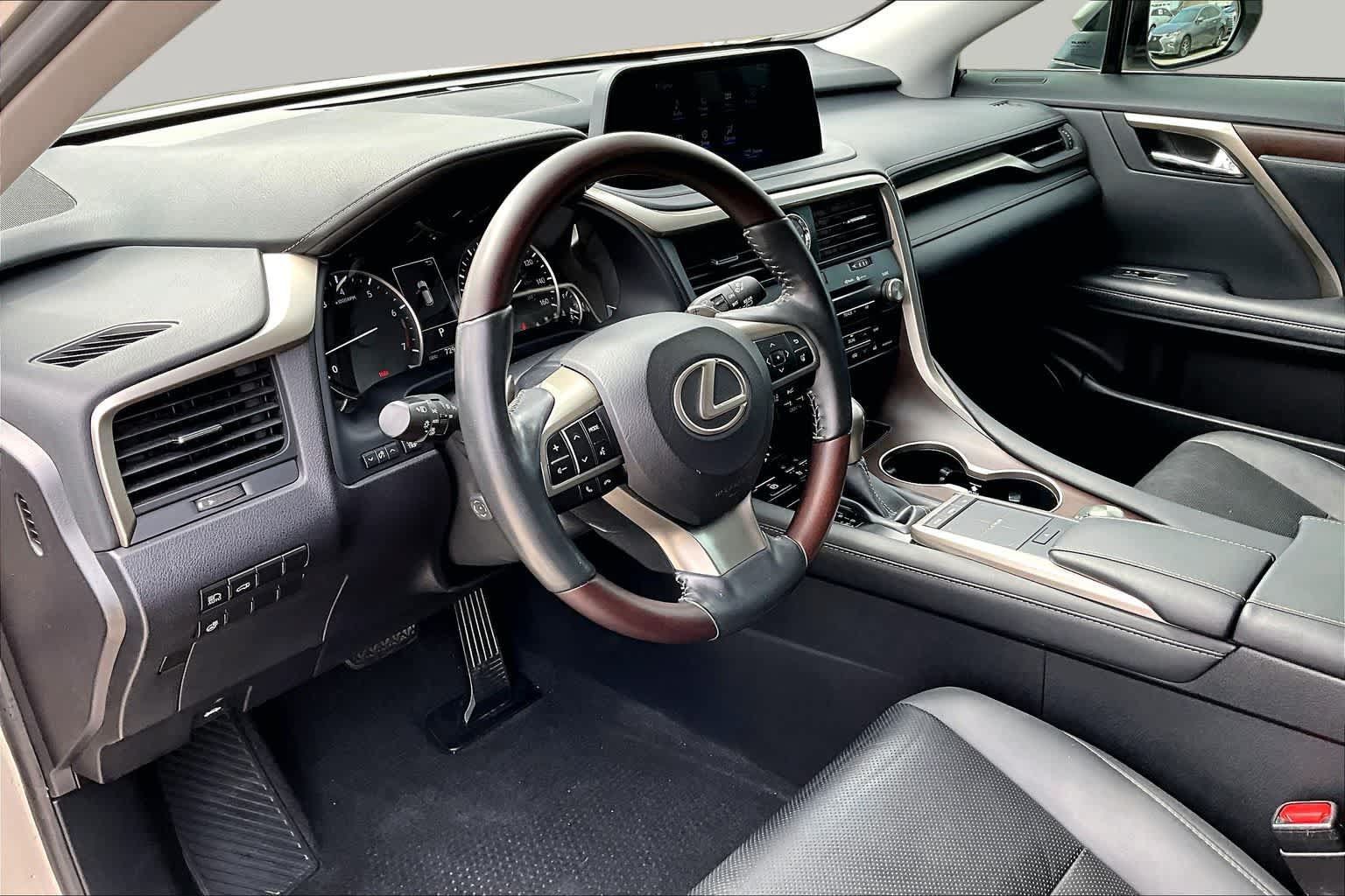 Used 2022 Lexus RX 350 FWD w/ Premium Package image 18