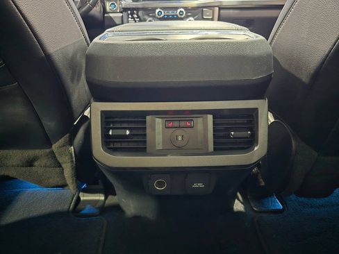 Used 2023 Ford F250 Lariat w/ Lariat Ultimate Package AWD/4WD image 13
