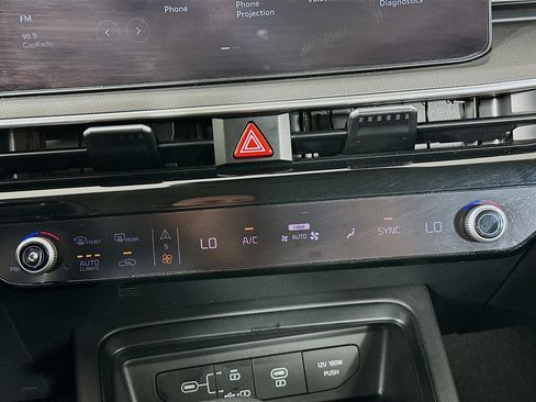 Used 2025 Kia K5 LXS image 23