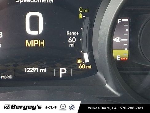 Used 2024 Jeep Wrangler Unlimited w/ Convenience Group AWD/4WD image 22