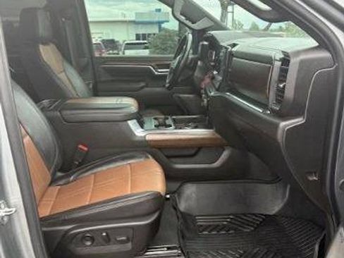 Used 2024 Chevrolet Silverado 2500 High Country w/ High Country Premium Package AWD/4WD image 20