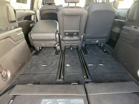 Used 2025 Kia Carnival SX Prestige FWD image 15