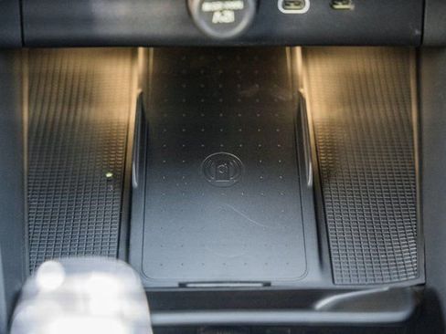 New 2026 Volvo XC40 B5 Ultra w/ Protection Package Premier image 26