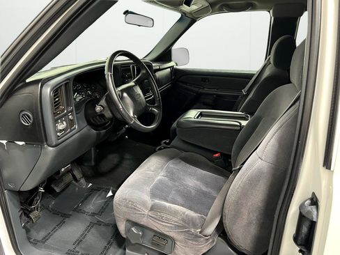 Used 2001 Chevrolet Silverado 2500 LS image 30