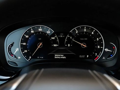 Used 2018 BMW 530i RWD image 24