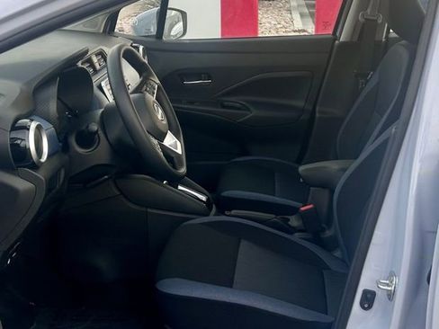 New 2025 Nissan Versa SV w/ Trunk Package FWD image 7