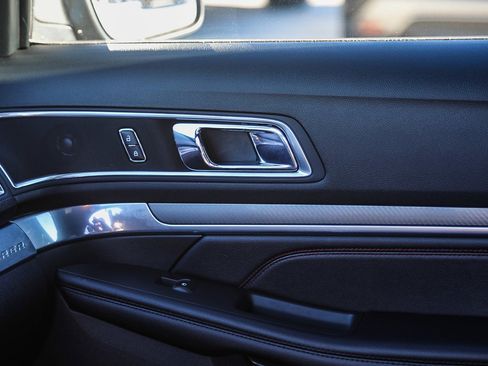 Used 2017 Ford Explorer Sport image 21