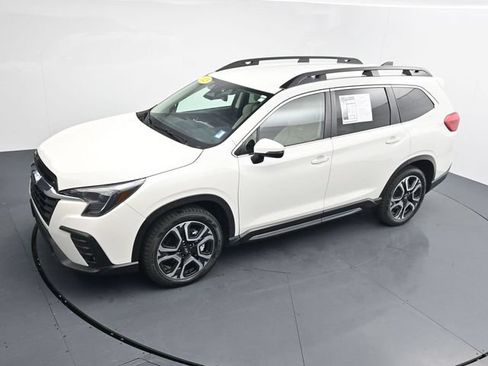 Used 2023 Subaru Ascent Limited AWD/4WD image 27