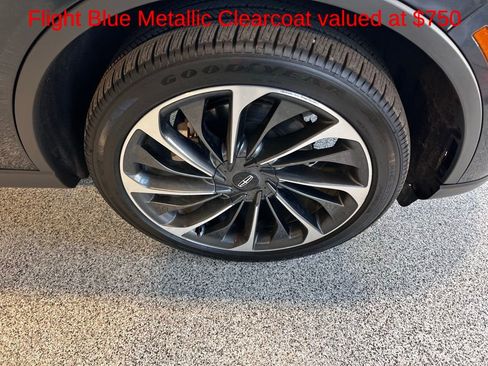 Used 2023 Lincoln Aviator Reserve w/ Equipment Group 201A image 9