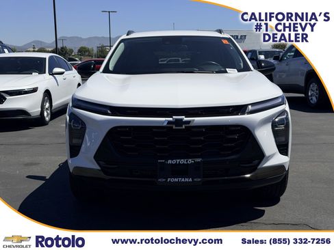 Used 2025 Chevrolet Trax ACTIV w/ Driver Confidence Package FWD image 2
