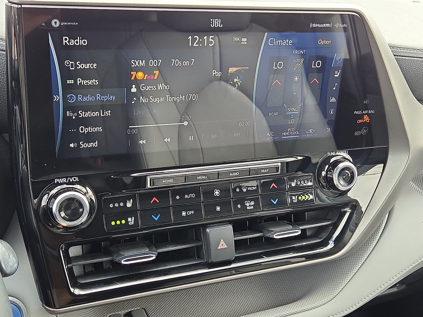 Used 2021 Toyota Highlander Limited FWD image 18