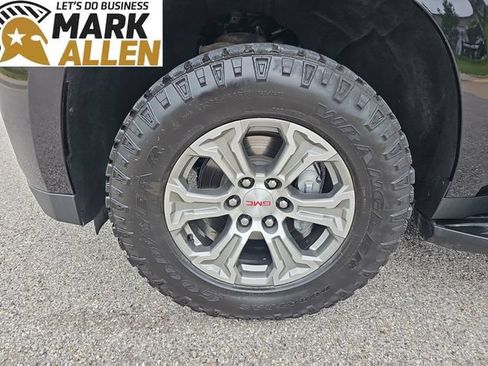 Used 2023 GMC Yukon XL SLE w/ Max Trailering Package AWD/4WD image 33
