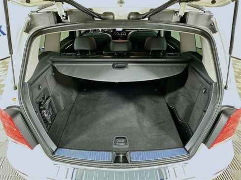 Used 2015 Mercedes-Benz GLK 350 2WD image 28