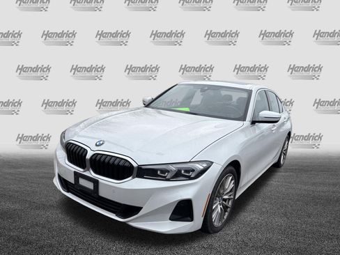 Used 2024 BMW 330i xDrive Sedan w/ Premium Package image 10