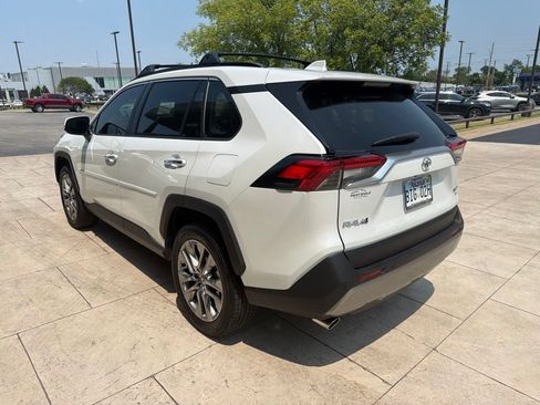 Used 2025 Toyota RAV4 Limited w/ Advanced Technology Package AWD/4WD image 23