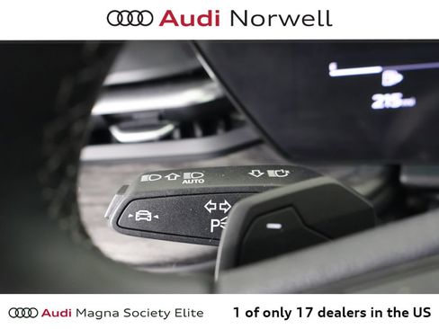 Used 2025 Audi Q5 Premium Plus w/ Premium Plus AWD/4WD image 27