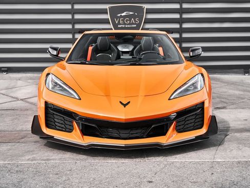 Used 2024 Chevrolet Corvette Z06 w/ Z07 Performance Package image 21