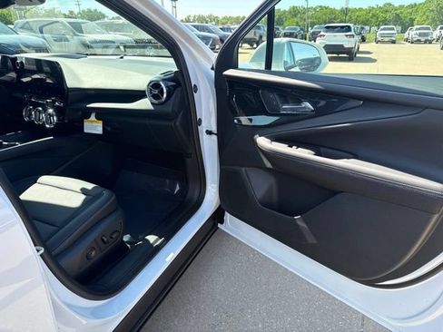 New 2026 Chevrolet Blazer EV LT AWD/4WD image 41