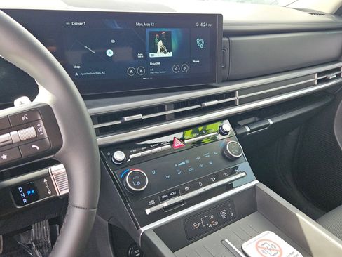 Used 2025 Hyundai Santa Fe XRT image 14