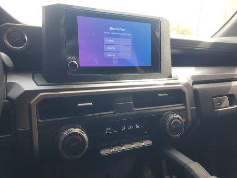 Certified 2025 Toyota 4Runner SR5 image 25