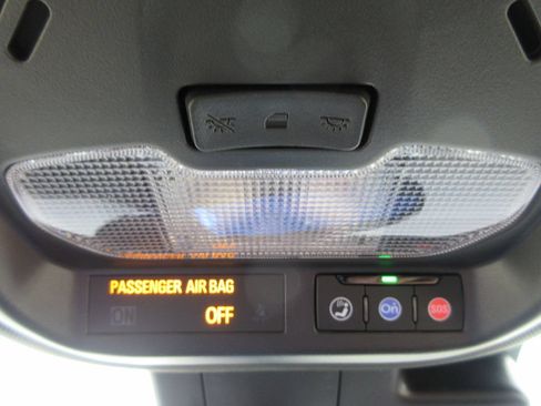New 2026 Chevrolet Trax RS w/ Driver Confidence Package FWD image 32