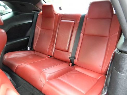 Used 2018 Dodge Challenger GT w/ Driver Convenience Group AWD/4WD image 17