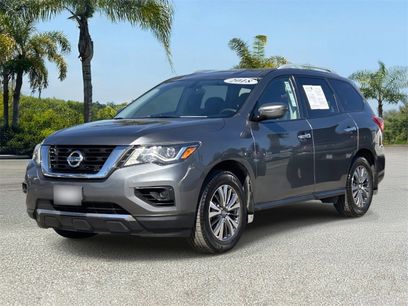 Used 2018 Nissan Pathfinder S