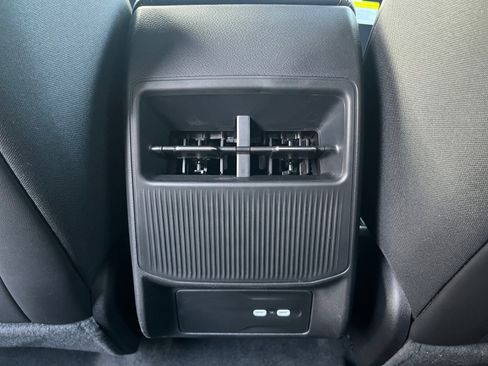 New 2026 Jeep Cherokee Limited image 25