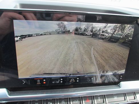 New 2026 GMC Sierra 1500 SLT w/ SLT Premium Plus Package image 19