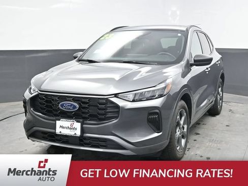 Used 2023 Ford Escape ST-Line w/ Tech Pack #1 AWD/4WD image 2