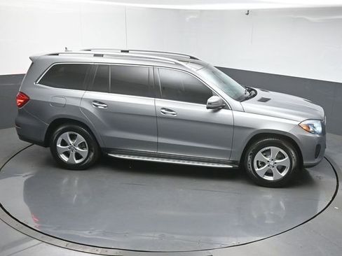 Used 2017 Mercedes-Benz GLS 450 4MATIC image 52