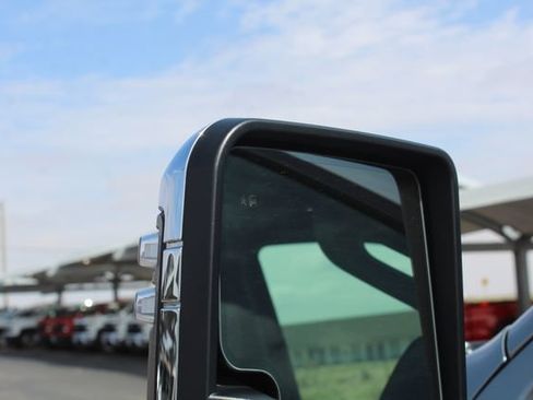 Used 2025 Chevrolet Silverado 2500 LTZ w/ LTZ Texas Edition AWD/4WD image 17