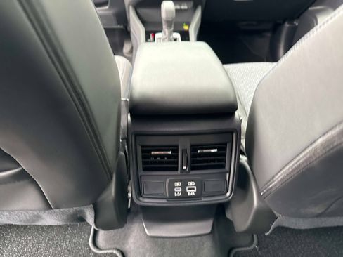 Used 2025 Subaru Forester Premium image 16