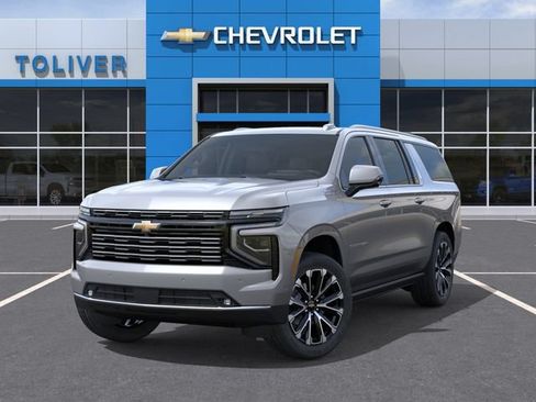 New 2026 Chevrolet Suburban High Country AWD/4WD image 7