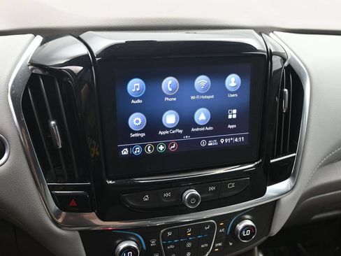 Used 2021 Chevrolet Traverse LT w/ LPO, Floor Liner Package AWD/4WD image 18