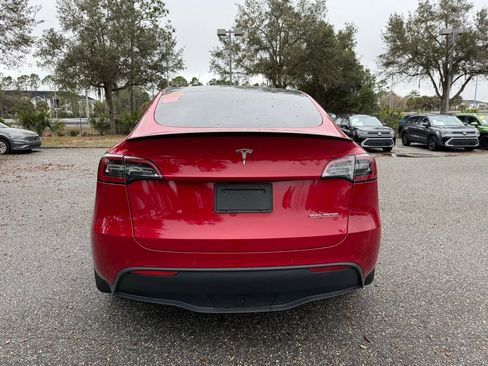 Used 2022 Tesla Model Y Performance image 14