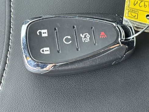 Used 2020 Chevrolet Camaro LT w/ Technology Package RWD image 45