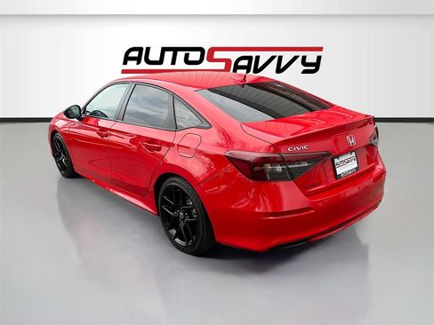 Used 2025 Honda Civic Sport image 5