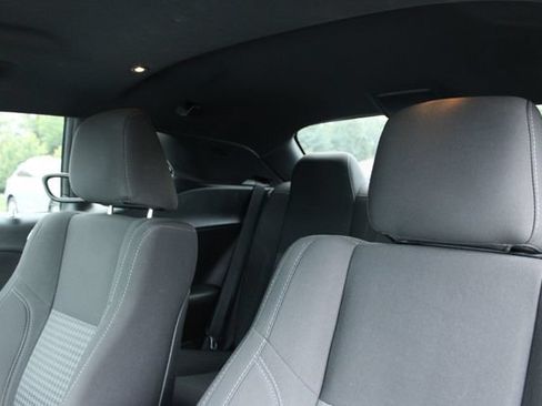 Used 2017 Dodge Challenger SXT RWD image 14
