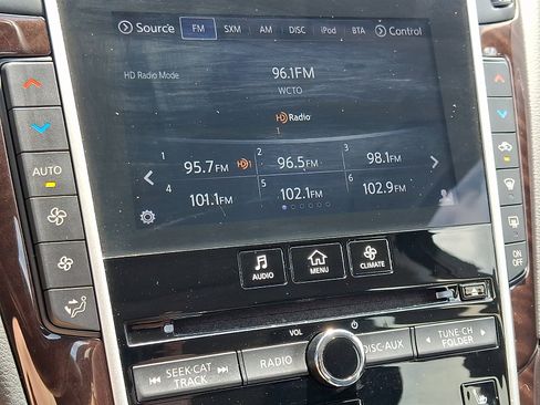 Used 2019 INFINITI Q50 Luxe w/ Essential Package (3.0T Luxe) AWD/4WD image 18
