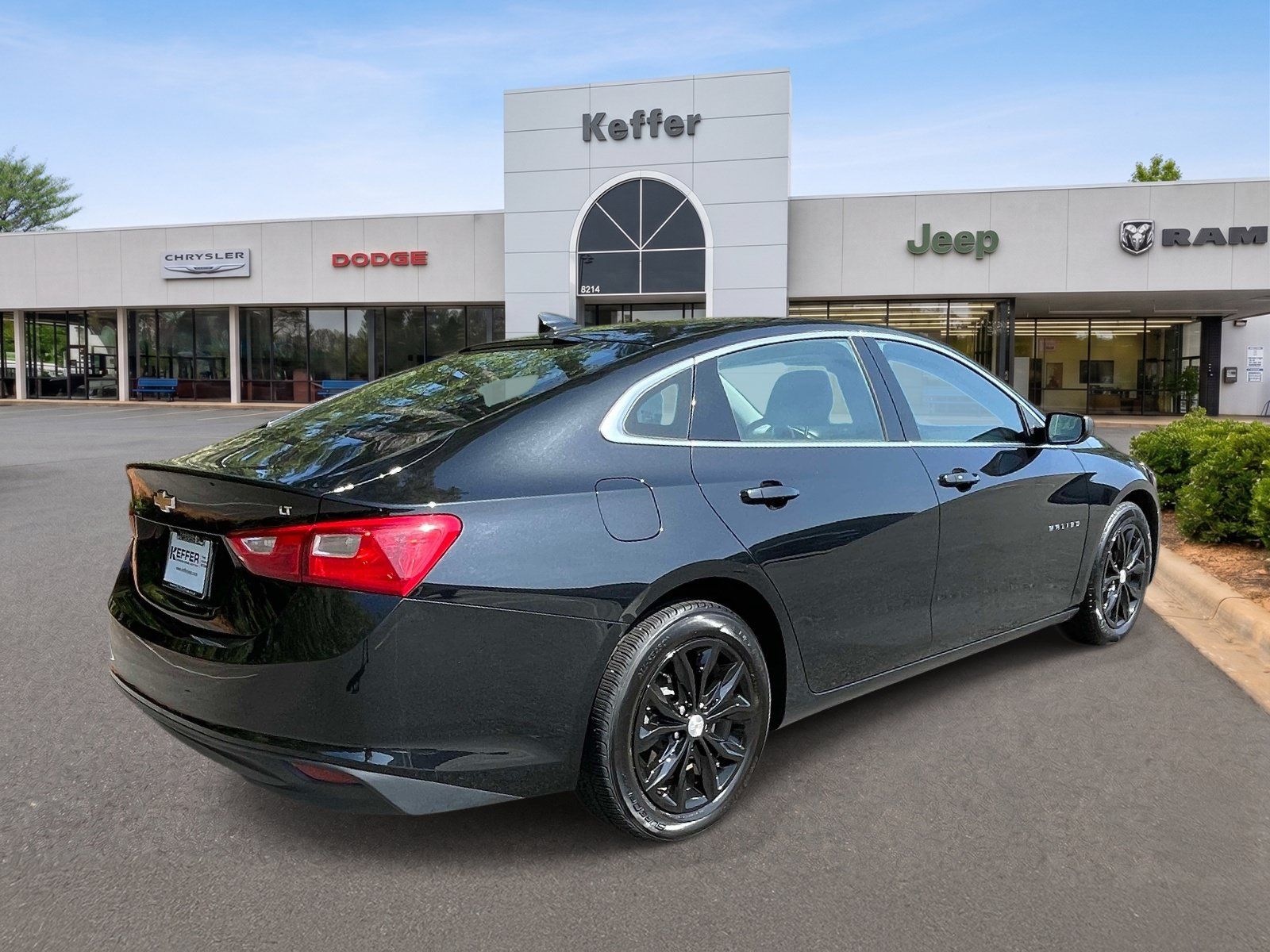 Used 2023 Chevrolet Malibu LT FWD image 6